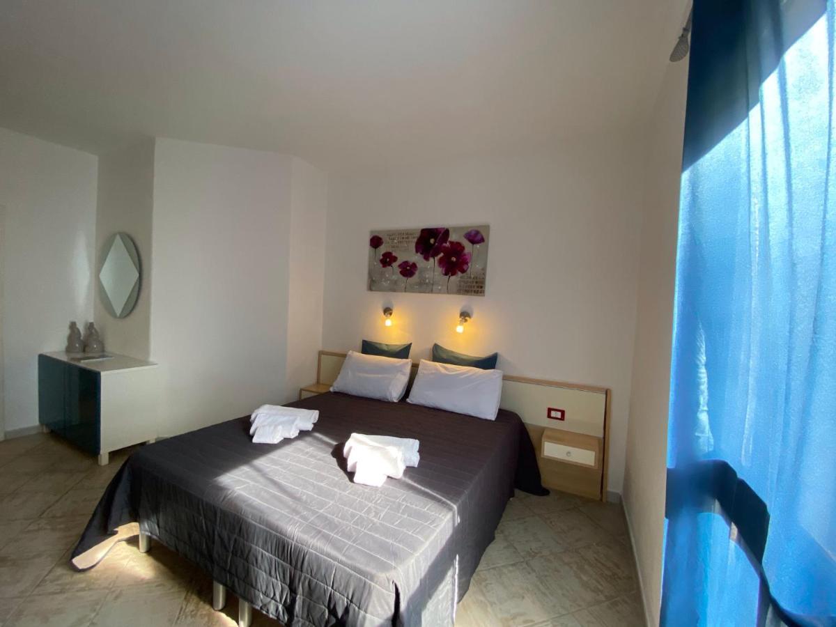 B&B Petite Maison Posada  Bagian luar foto