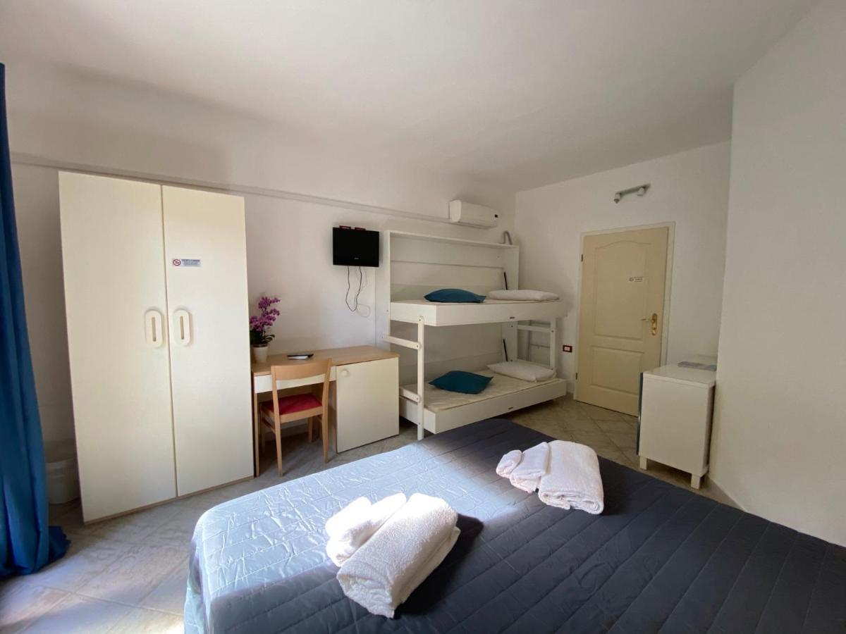 B&B Petite Maison Posada  Bagian luar foto